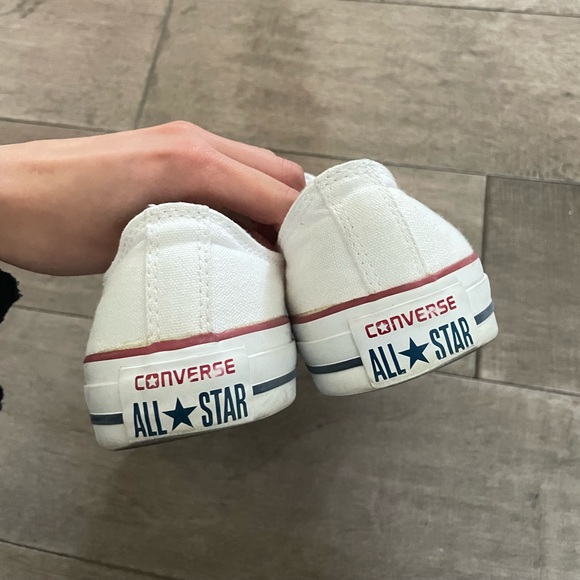 White Converse Low - Picture 2 of 3